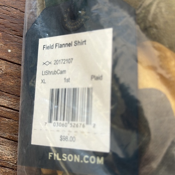 Filson Field Flannel Shirt in XL - Picture 7 of 8